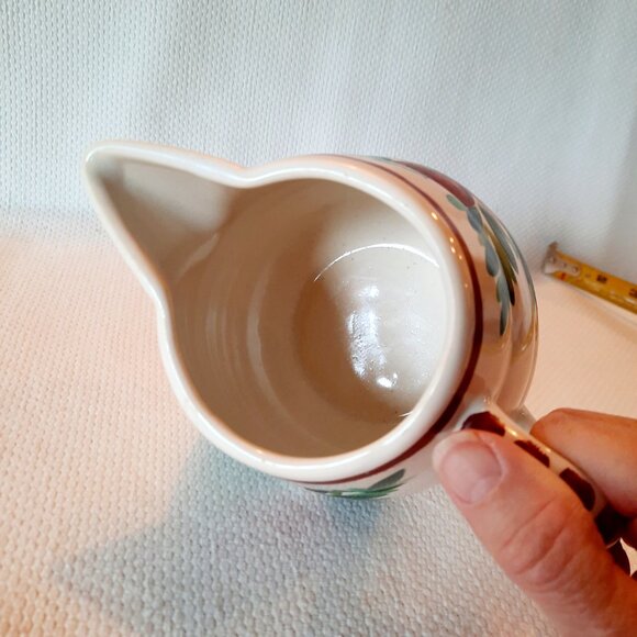 Vintage Bauer Soap Pitcher, Hand Painted Strawberry Motif - Picture 6 of 8